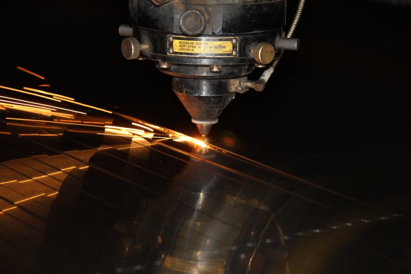 Методы раскроя металла — лазерный, плазменный